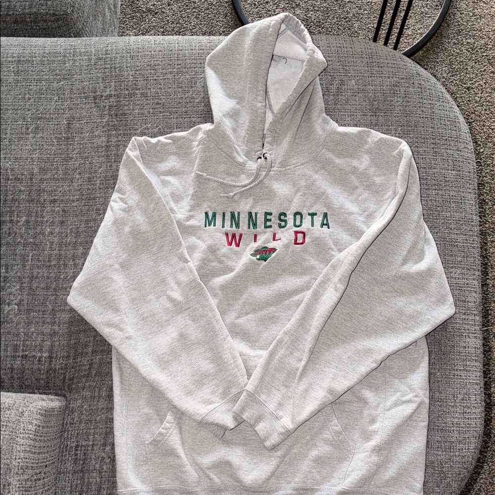 Pro Edge Minnesota Wild Light Gray Hoodie